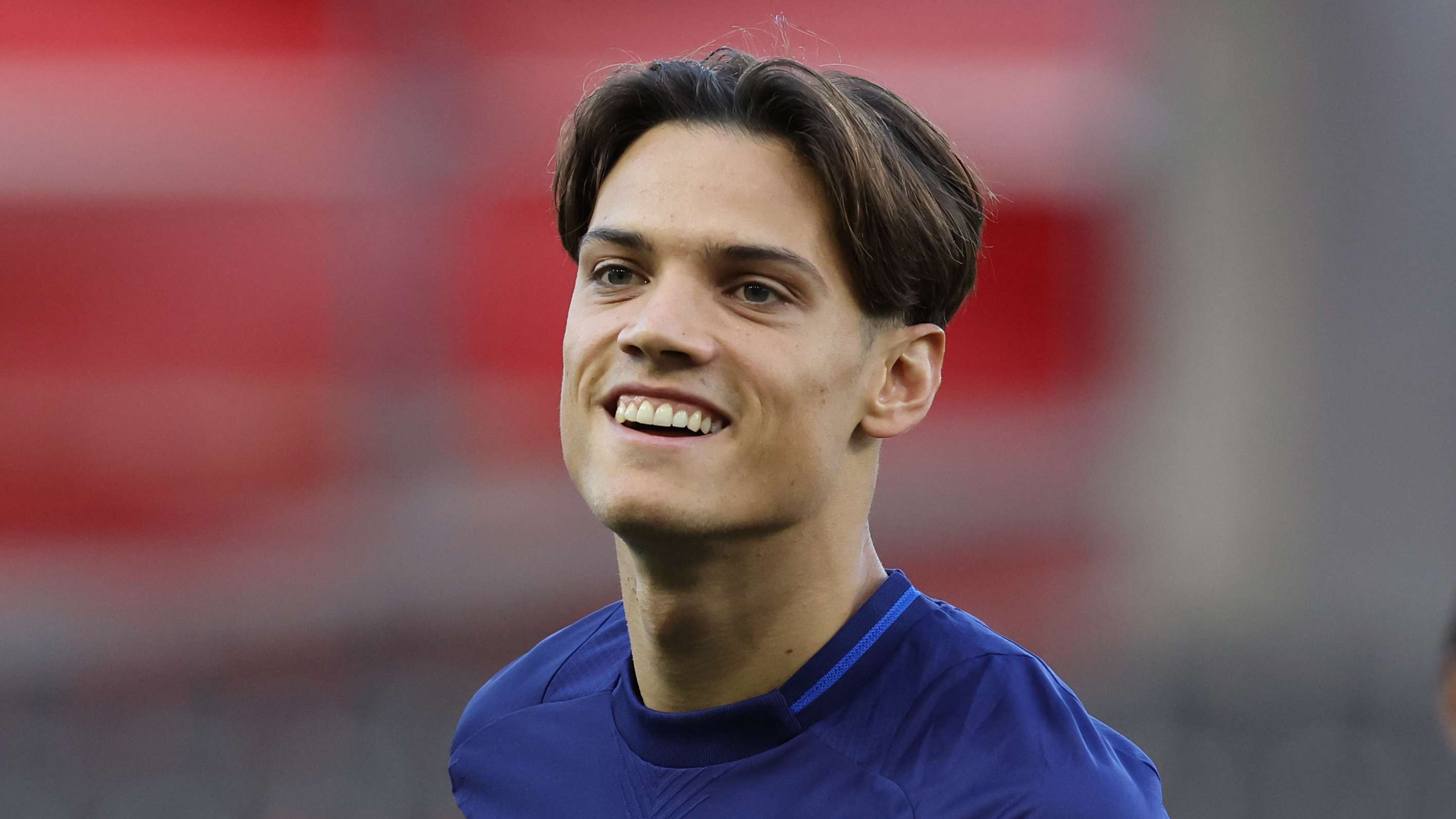 而他的表现 而他的表现